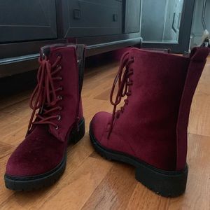 Perfect fall boots(suede)